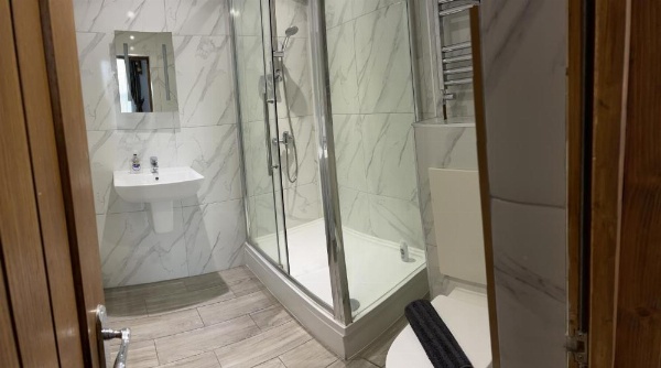 The Six Bells Hotel image 30